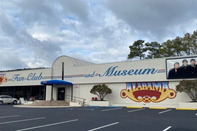 Alabama Fan Club & Museum